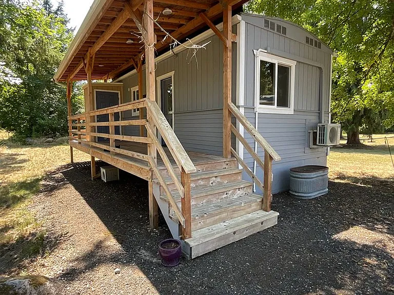 14628 Lawrence Lake Rd SE — Photo 1