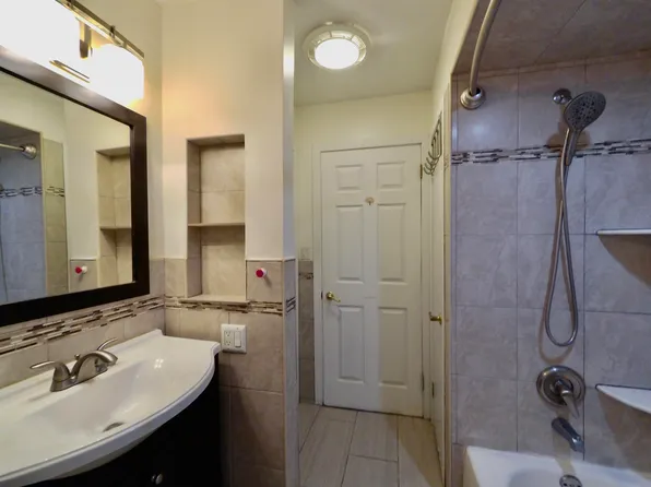 475 Teal Plaza image 9 of 29