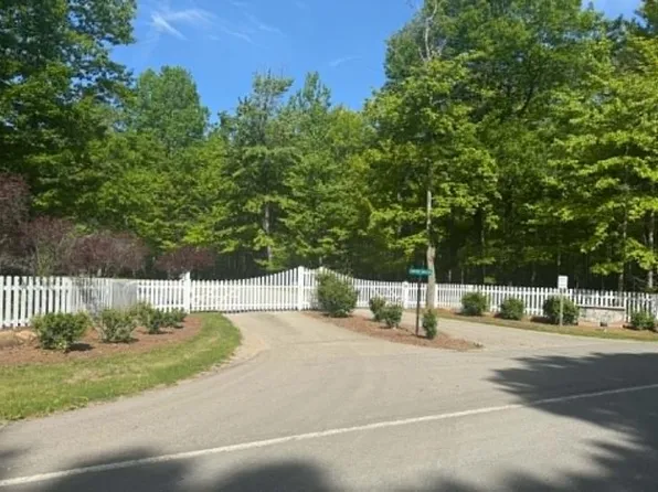 LOT 17 Towering Oaks Dr, Pt Austin, MI 48467