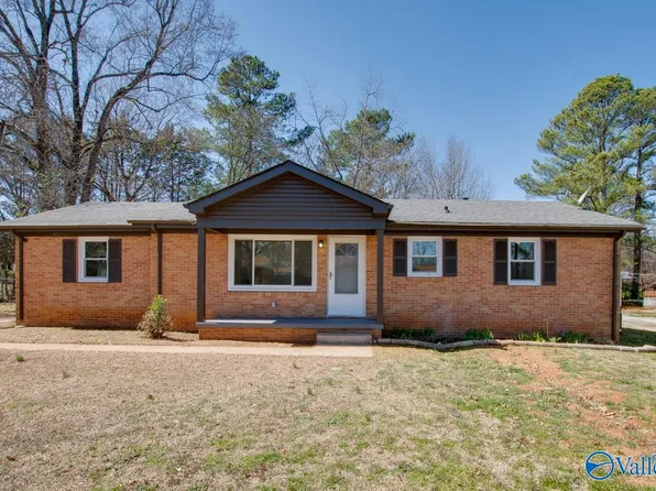 3207 Searcy Dr NW, Huntsville, AL 35810