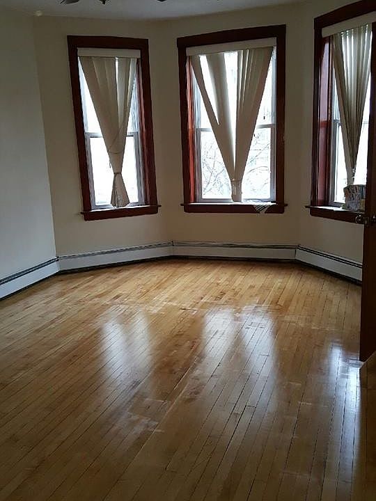 1st image of 3019 W 21st Pl #2