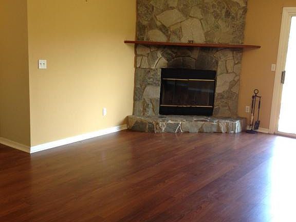 4th image of 2111 Orangewood St
