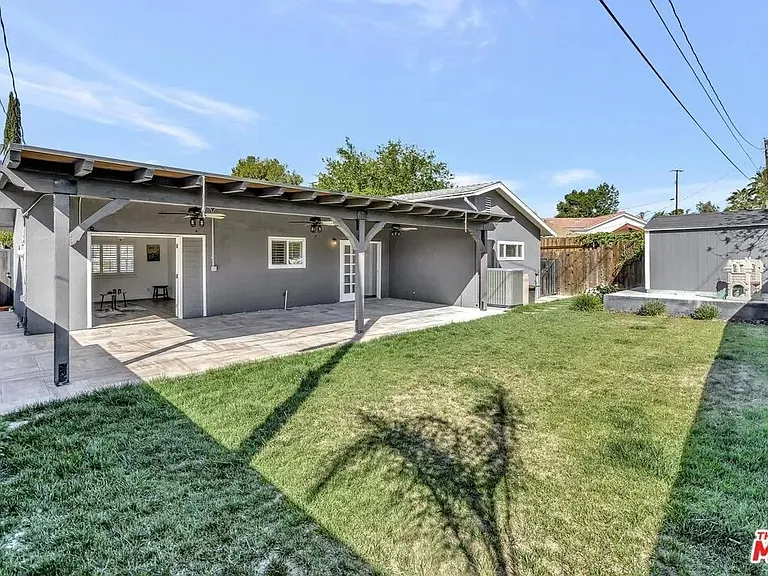 28040 Ermine Pl — Photo 40