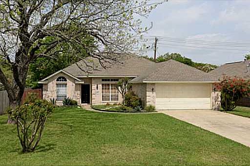 1st image of 615 Abbey Ln