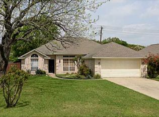 615 Abbey Ln, College Station, TX 77845