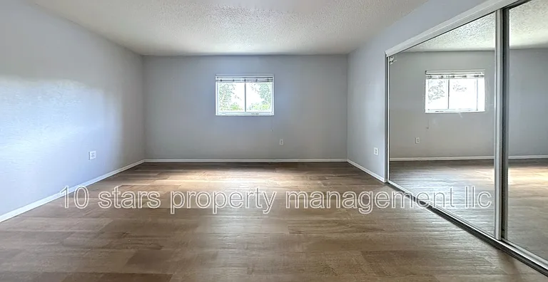 4725 39th Ave N #104 — Photo 15