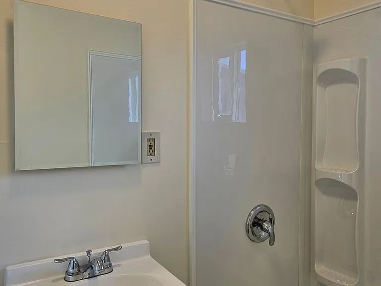 5415 Sidehill Dr — Photo 12