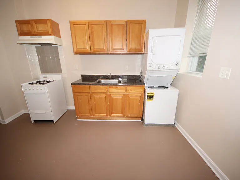 2526 Harford Rd #A — Photo 8