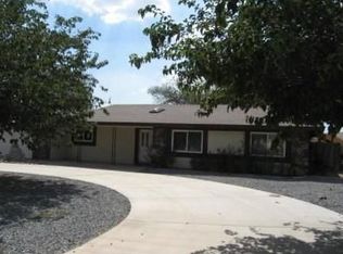 14876 Navajo Rd, Apple Valley, CA 92307