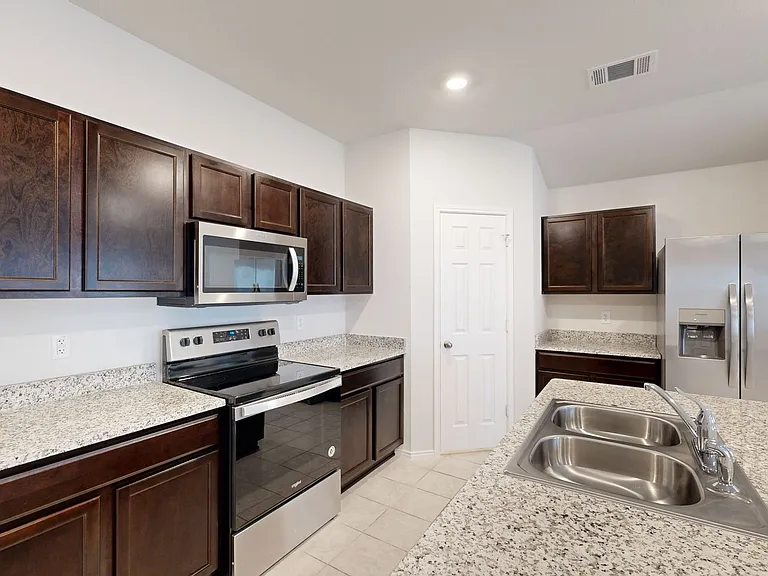 9606 Falme Ln — Photo 10