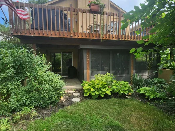 2475 Jackson Blvd, Highland, MI 48356