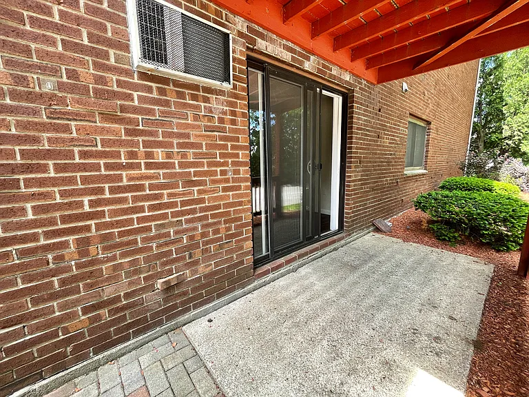 Eastern Trails Apartments and Storage — Photo 50