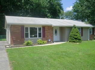 12 Queens Way, Newark, DE 19713