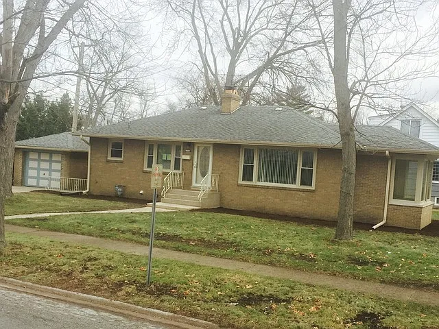 18511 Walter St photo 1