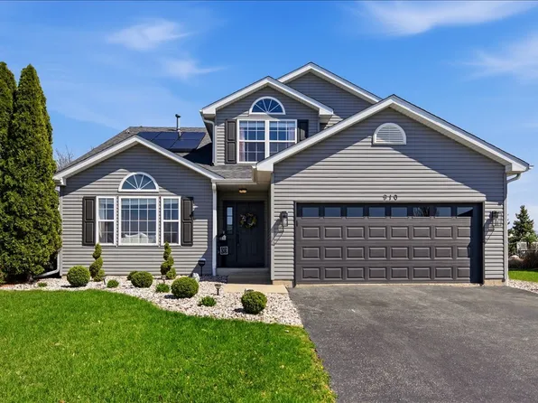 910 Shorewood Dr, Shorewood, IL 60404