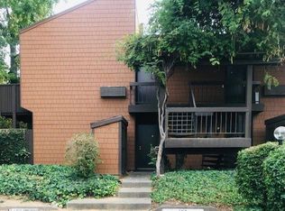 820 Woodside Ln E UNIT 6, Sacramento, CA