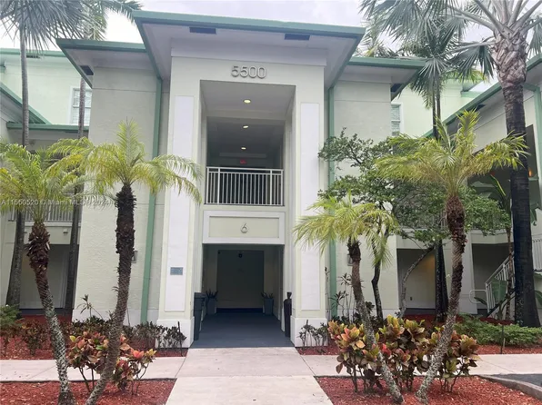 5300 NW 87th Ave #603, Miami, FL 33178