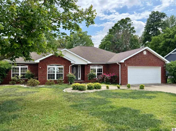 2225 Traci Dr, Murray, KY 42071