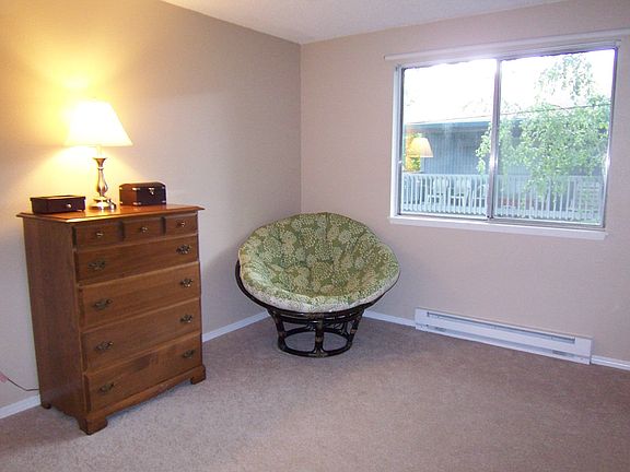 Second Bedroom with Washer & Dryer