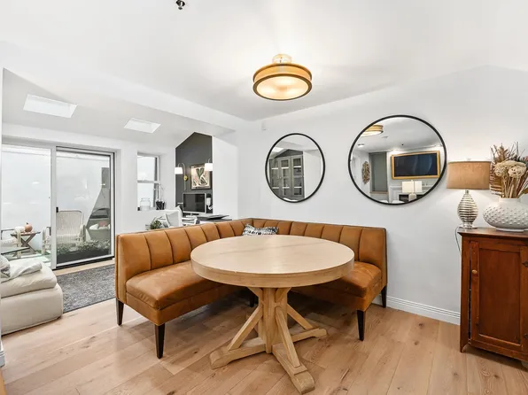 217 Bloomfield Street image 7 of 25