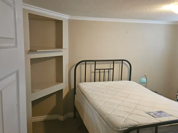 (undisclosed Address), Barrie, ON L4N 3E4
