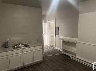 2475 W Fond Du Lac Ave UNIT 4, Milwaukee, WI 53206