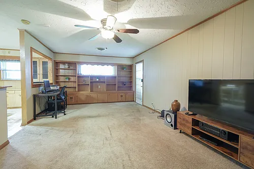 1702 Ivie Lee St Photo 1