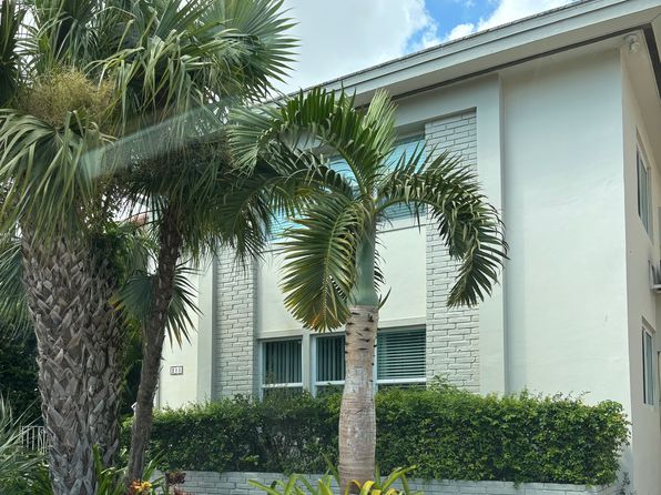 211 Phoenetia Ave #24