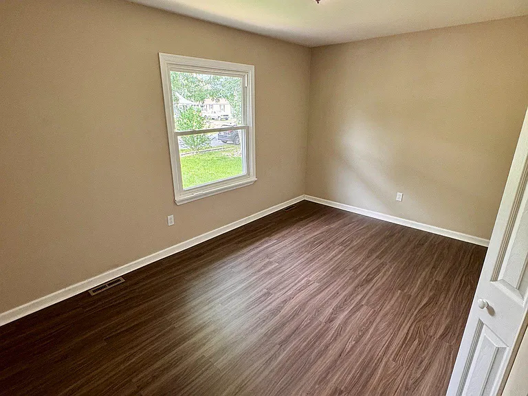 208 Chestnut Rd — Photo 22