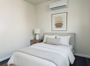 1211 E Adams Blvd #1/4, Los Angeles, CA 90011