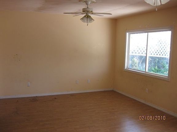 3rd image of 7416 Loma Verde Ave