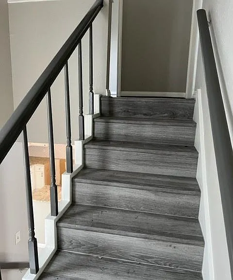 2458 Country Club Dr — Photo 16
