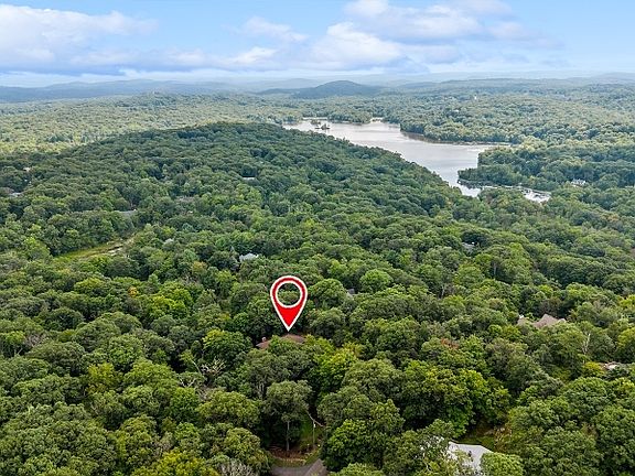 4th image of 45 Brush Hill Rd