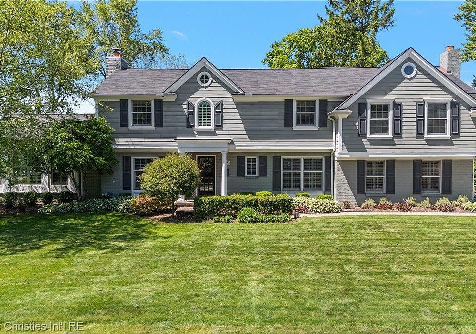 1st image of 135 Clifton Rd