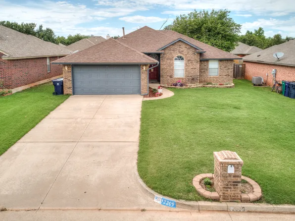 12309 SW 12th St, Yukon, OK 73099