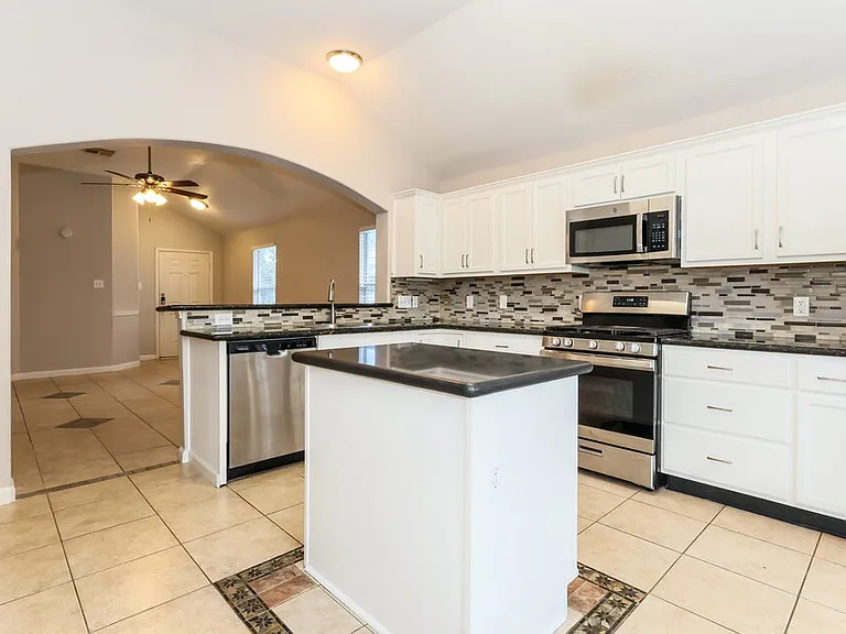 3426 Owl Crossing Ln — Photo 5