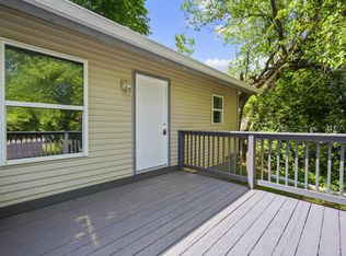 99 1/2 Walworth St, Saratoga Springs, NY 12866