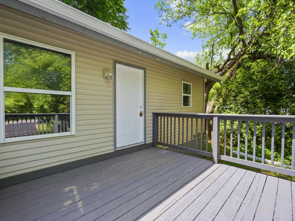 99 1/2 Walworth St, Saratoga Springs, NY 12866