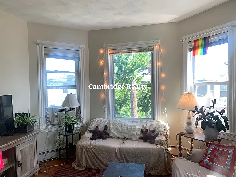 69 Newton St #2L — Photo 7