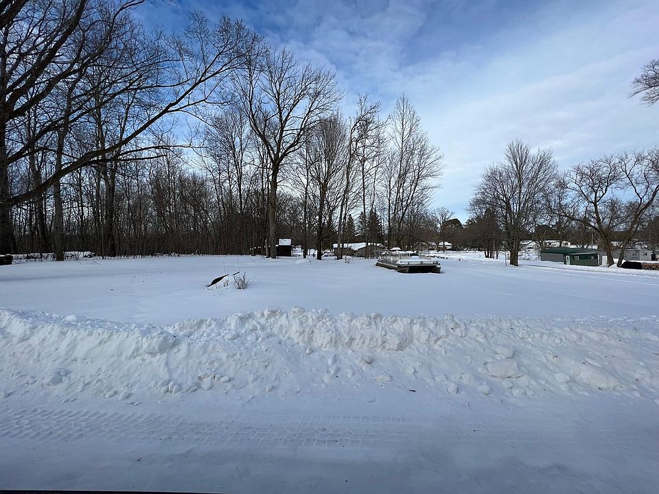 1st image of 406 W Balsam Ave