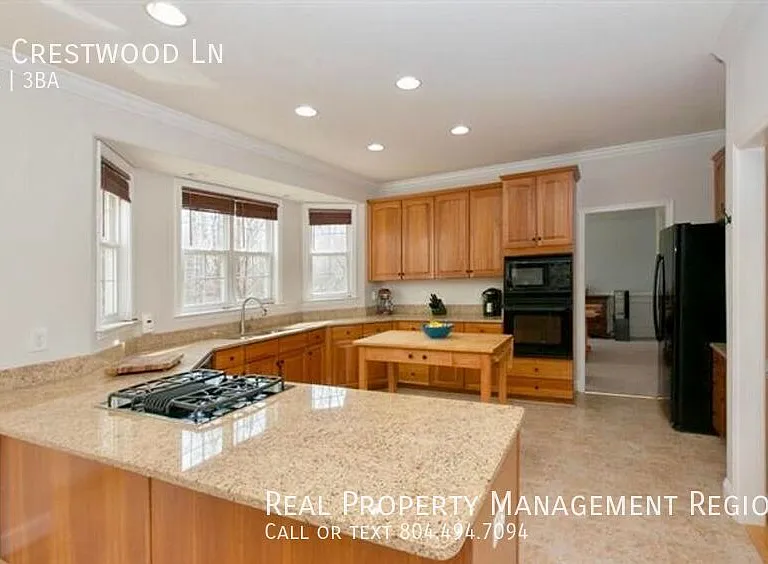 24 Crestwood Ln — Photo 25