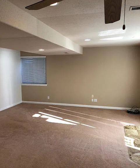 2046 Dailey Ln — Photo 5