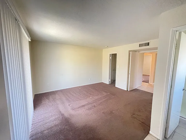 1660 W Natal Ave — Photo 13