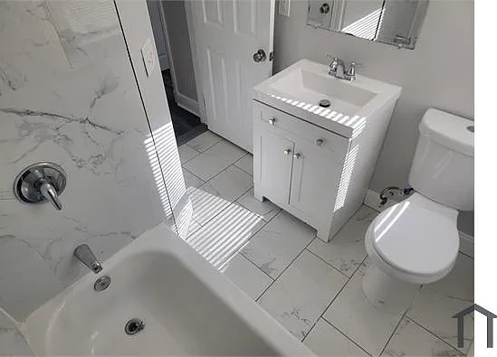 4 bed, 1304 sqft, $2,700 — Photo 4