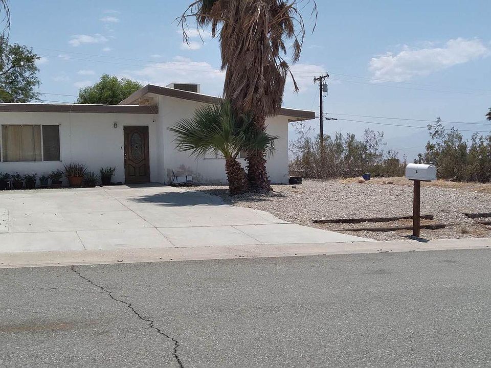 1st image of 68241 Calle Blanco