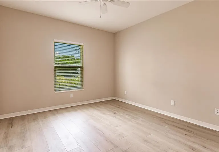 27400 Palmesta Cir #A — Photo 27