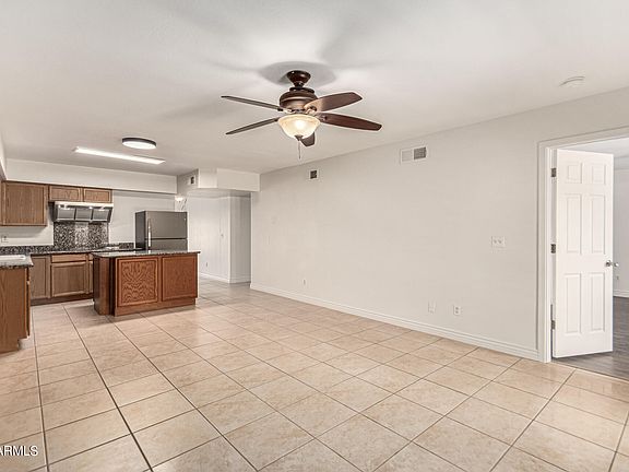 4th image of 287 S DESERT Avenue