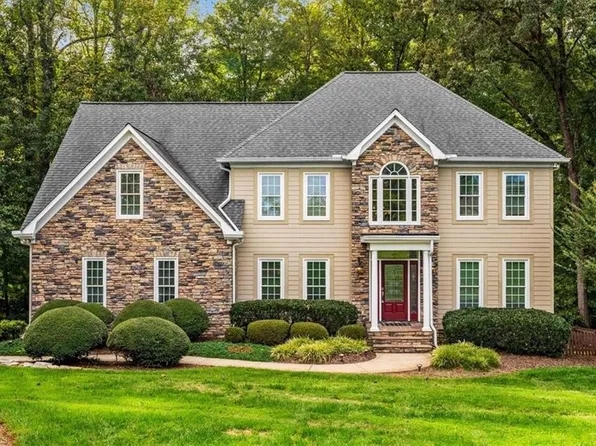 6101 Trotter Ridge Rd, Summerfield, NC 27358