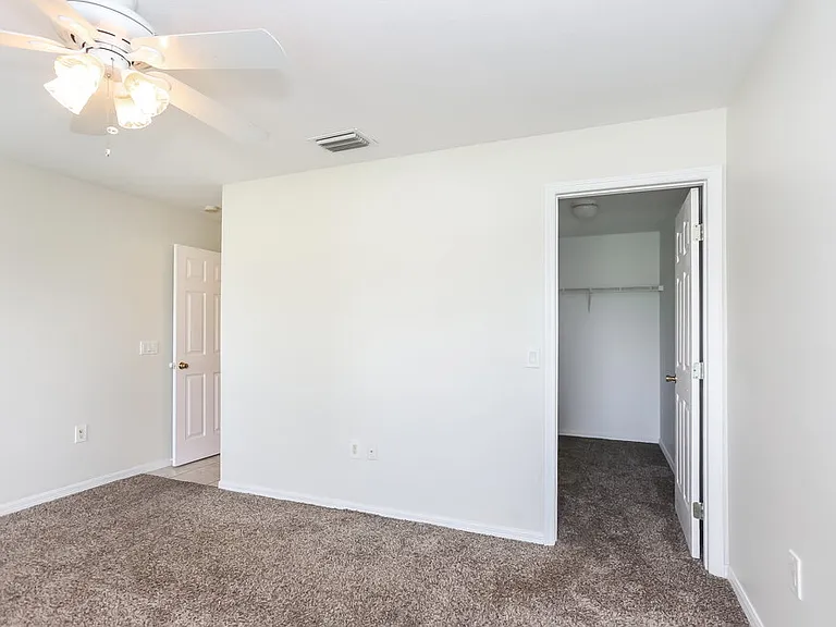 11805 Prickly Pear Way — Photo 8