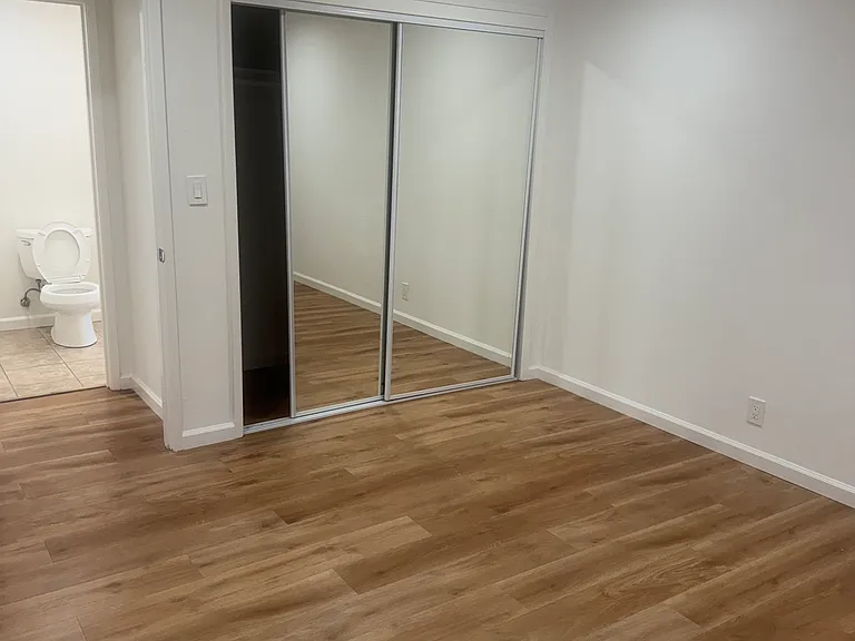 183 S Bayview Ave #4 — Photo 3